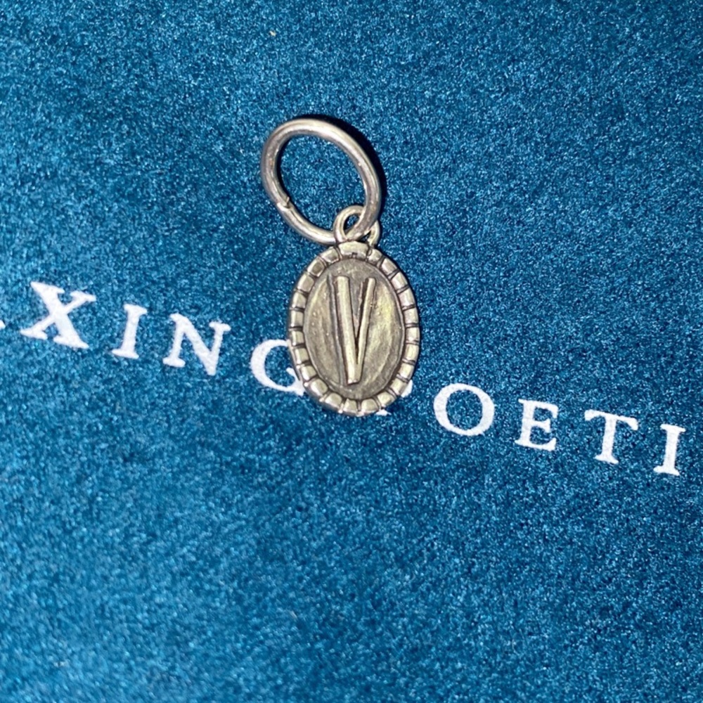 Waxing Poetic 925 silver initial V charm